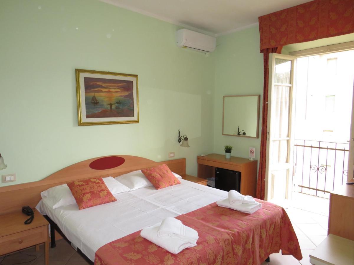 Hotel Massimo 3*