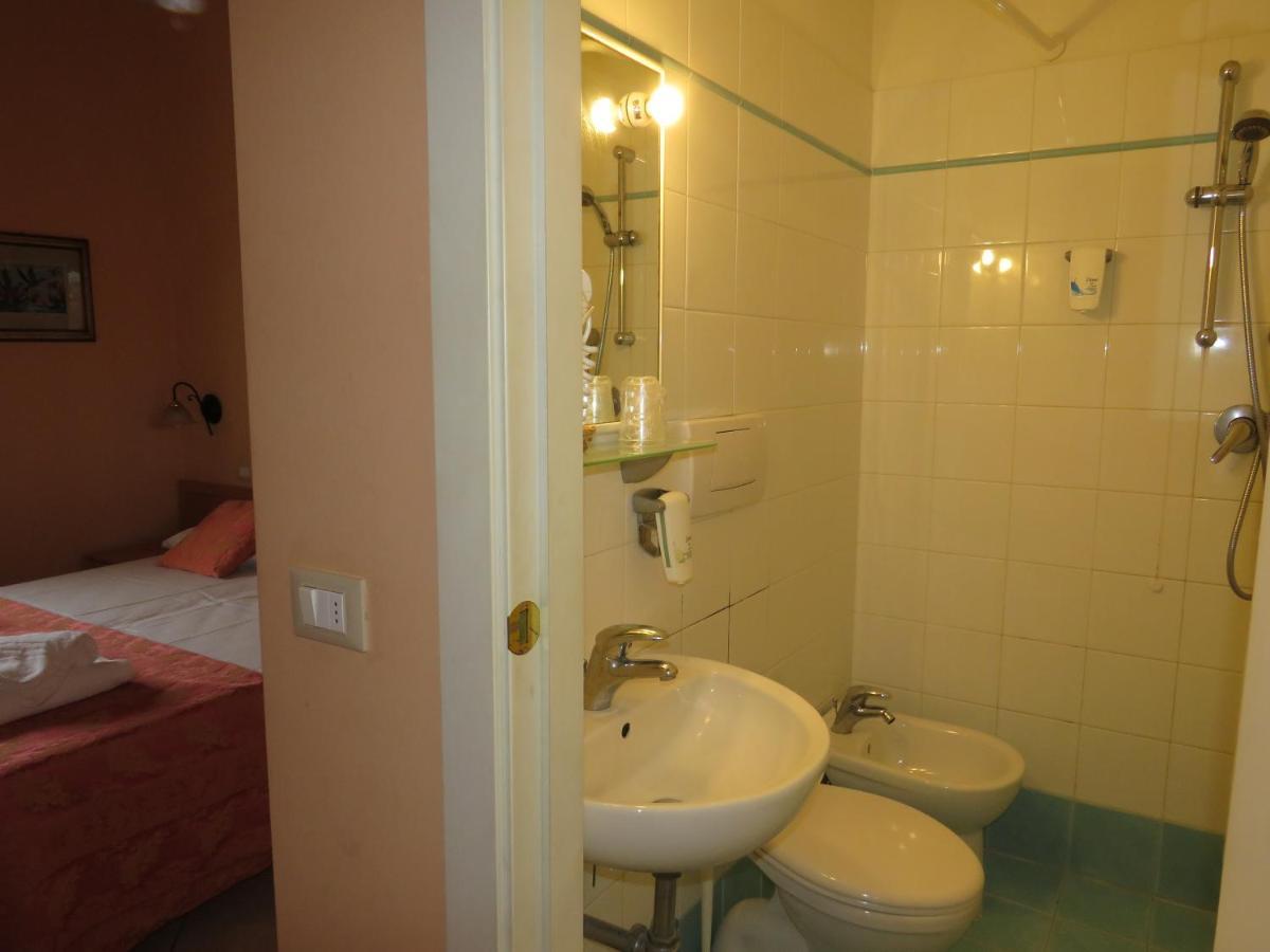 Hotel Massimo 3*