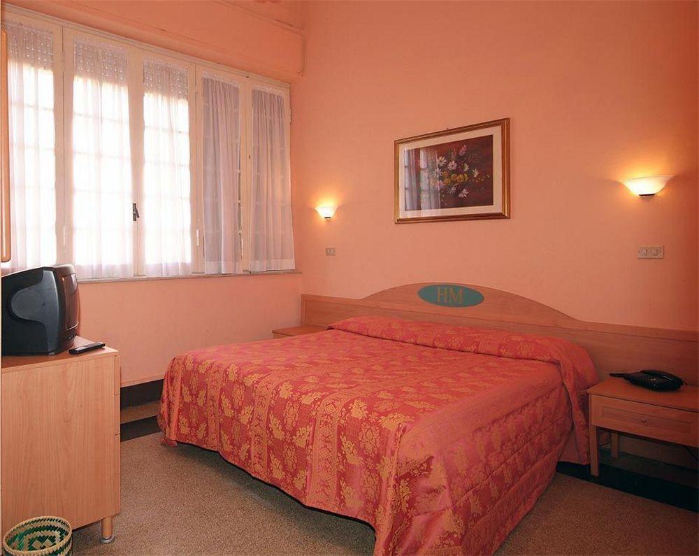 Massimo Hotel 3*