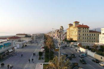 Massimo 3* Viareggio