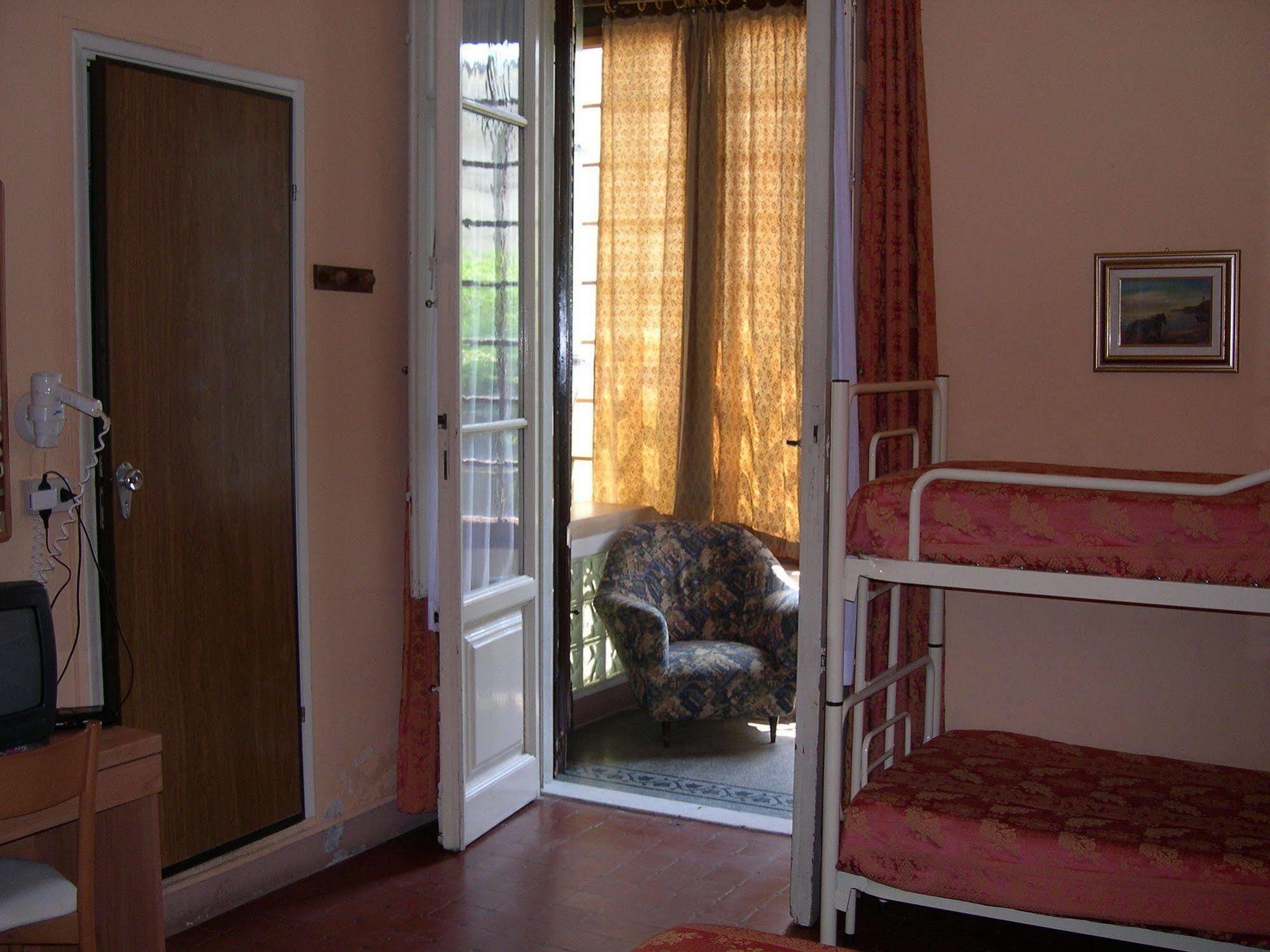 Massimo Hotel